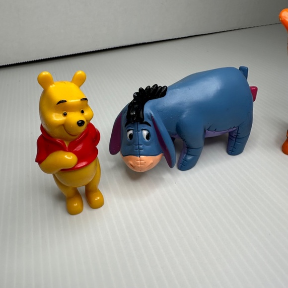 Lot of 3 Disney Winnie the Pooh PVC Figures Cake Toppers Pooh, Tigger, Eeyore - Picture 2 of 9